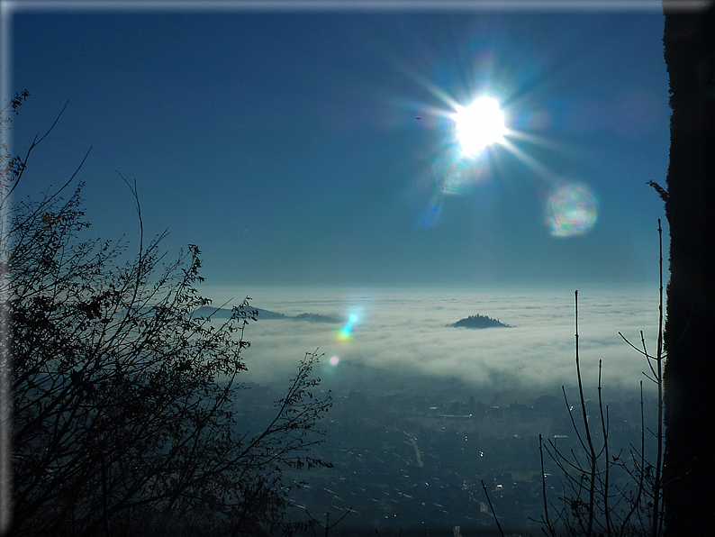 foto Pedemontana Veneta nella nebbia